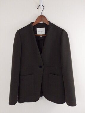 Judith & Charles Collarless V-Neck Single Button Blazer Brown Size 4